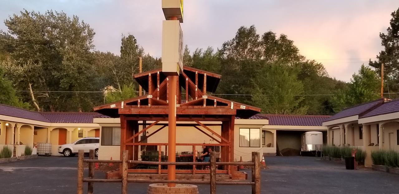 Grand Motel 威廉斯 外观 照片